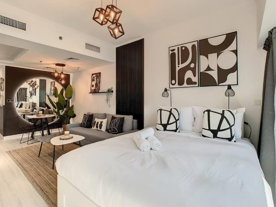 Luxury Modern Studio In Jlt With Amazing View & Rooftop Pool - Sleeps 3 Ντουμπάι Εξωτερικό φωτογραφία